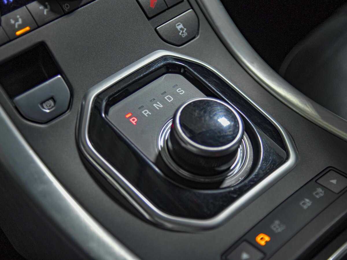 Land Rover Range Rover Evoque с пробегом — 2017 год. Фото: #12