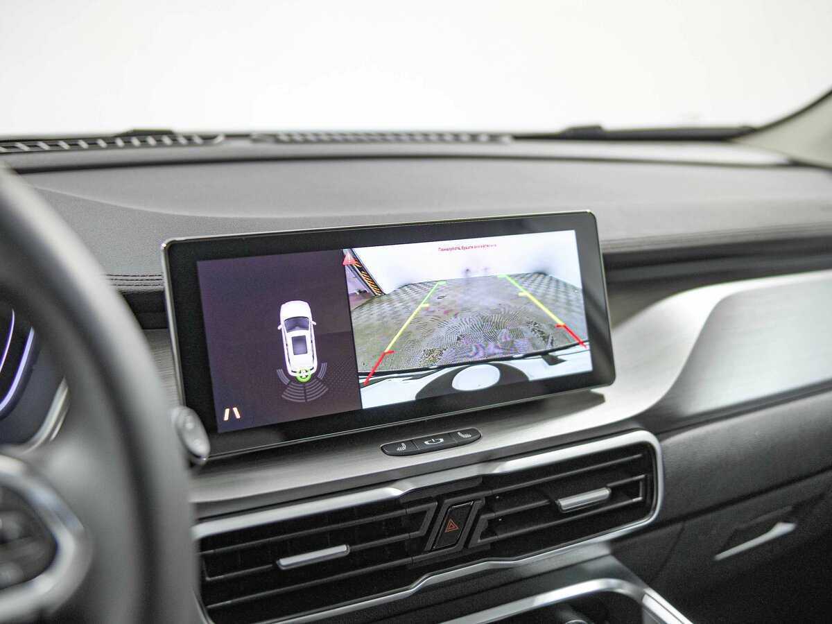 Geely Coolray с пробегом — 2023 год. Фото: #9