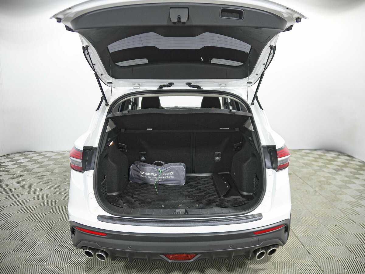 Geely Coolray с пробегом — 2023 год. Фото: #14