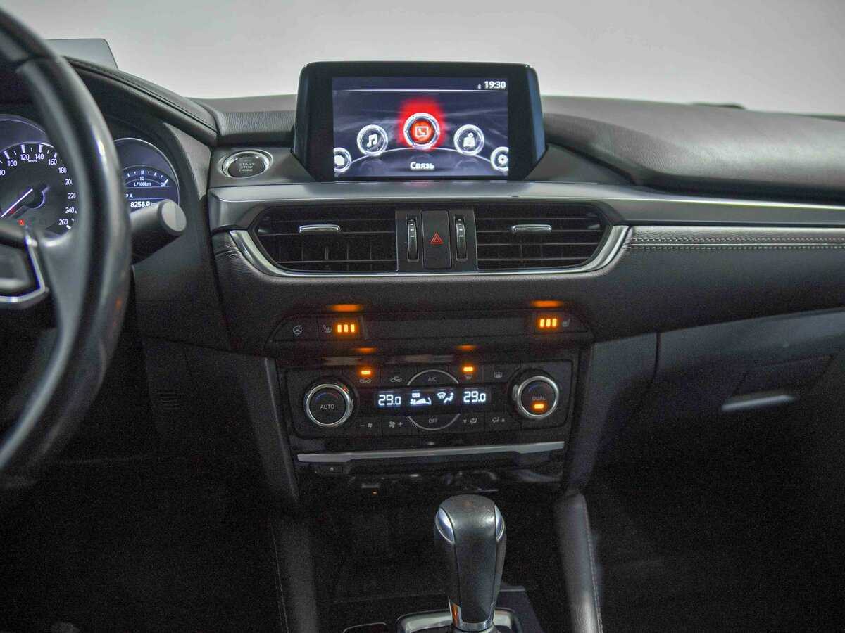 Mazda 6 с пробегом — 2017 год. Фото: #10