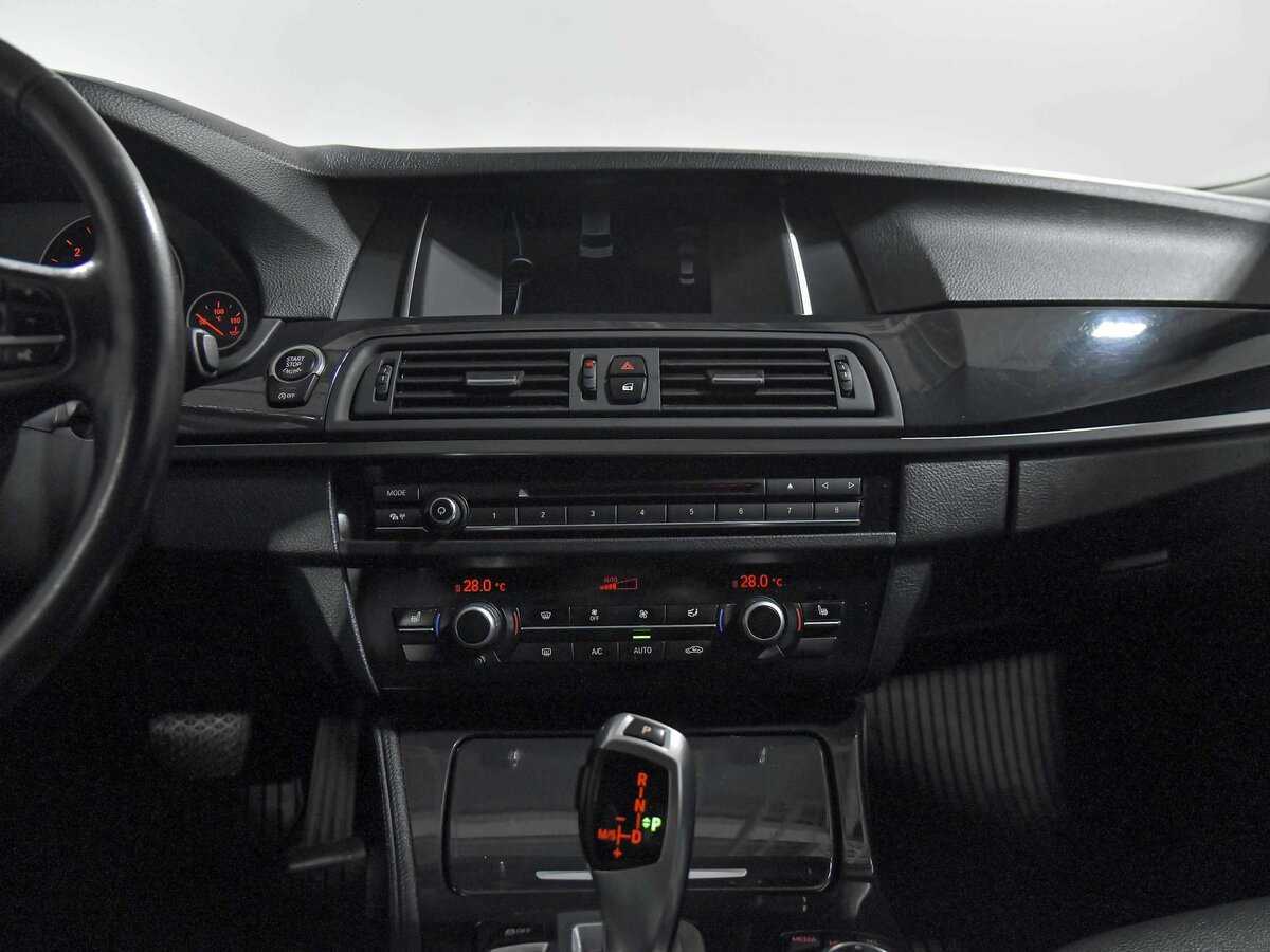 BMW 5 серии с пробегом — 2013 год. Фото: #10