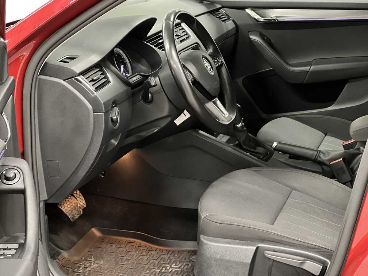 Skoda Octavia с пробегом — 2017 год. Фото: #15