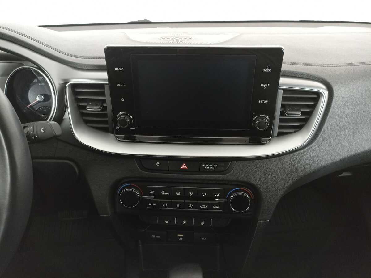 Kia Ceed с пробегом — 2022 год. Фото: #14