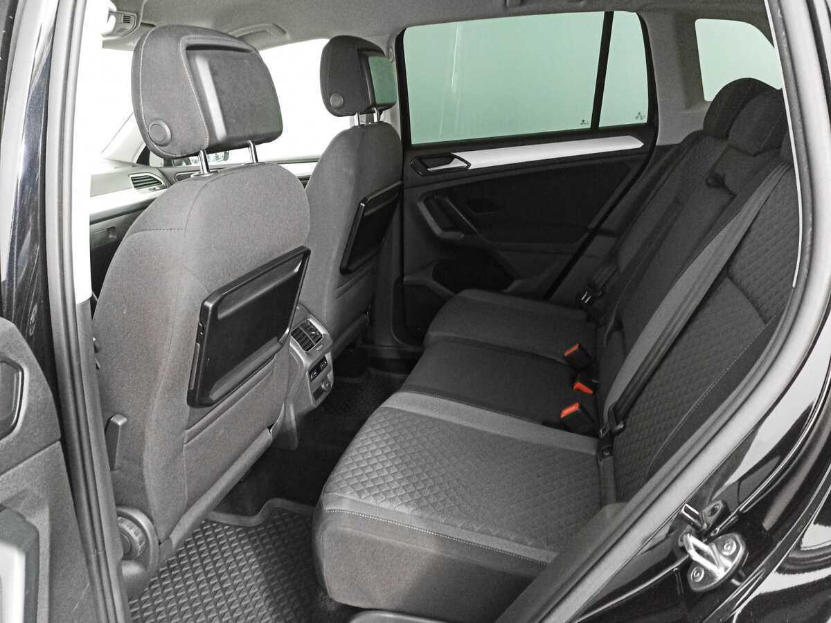 Volkswagen Tiguan с пробегом — 2017 год. Фото: #11