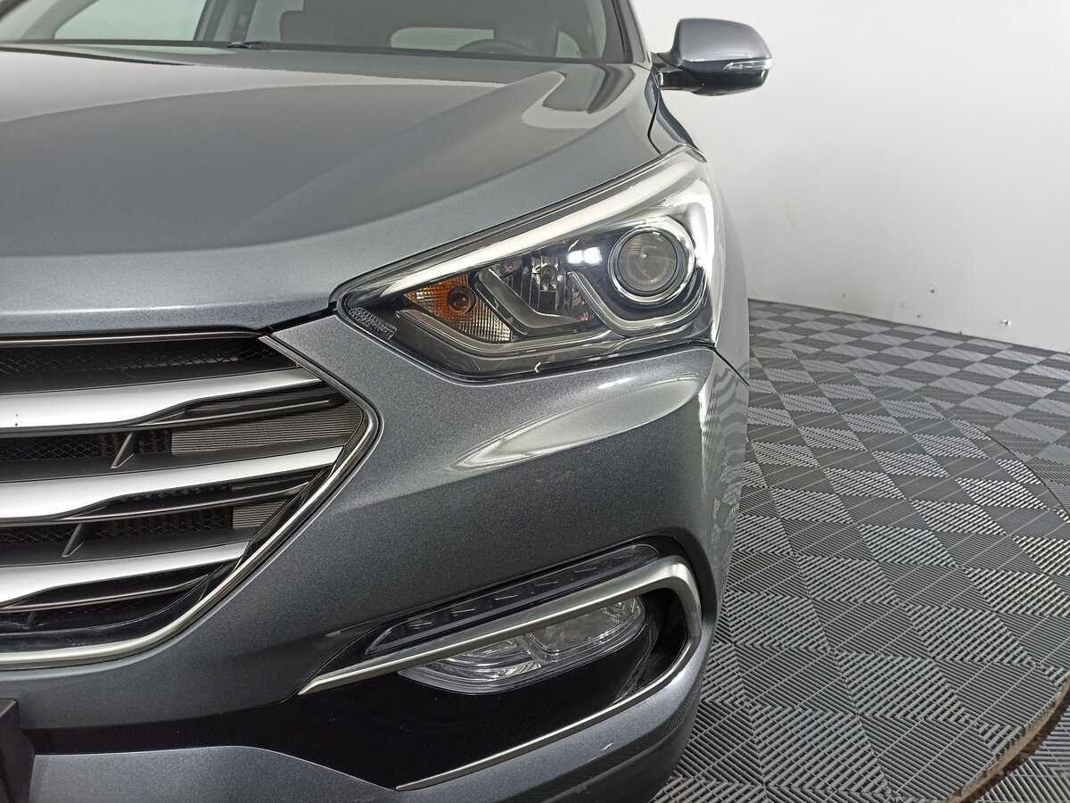 Hyundai Santa Fe с пробегом — 2018 год. Фото: #16