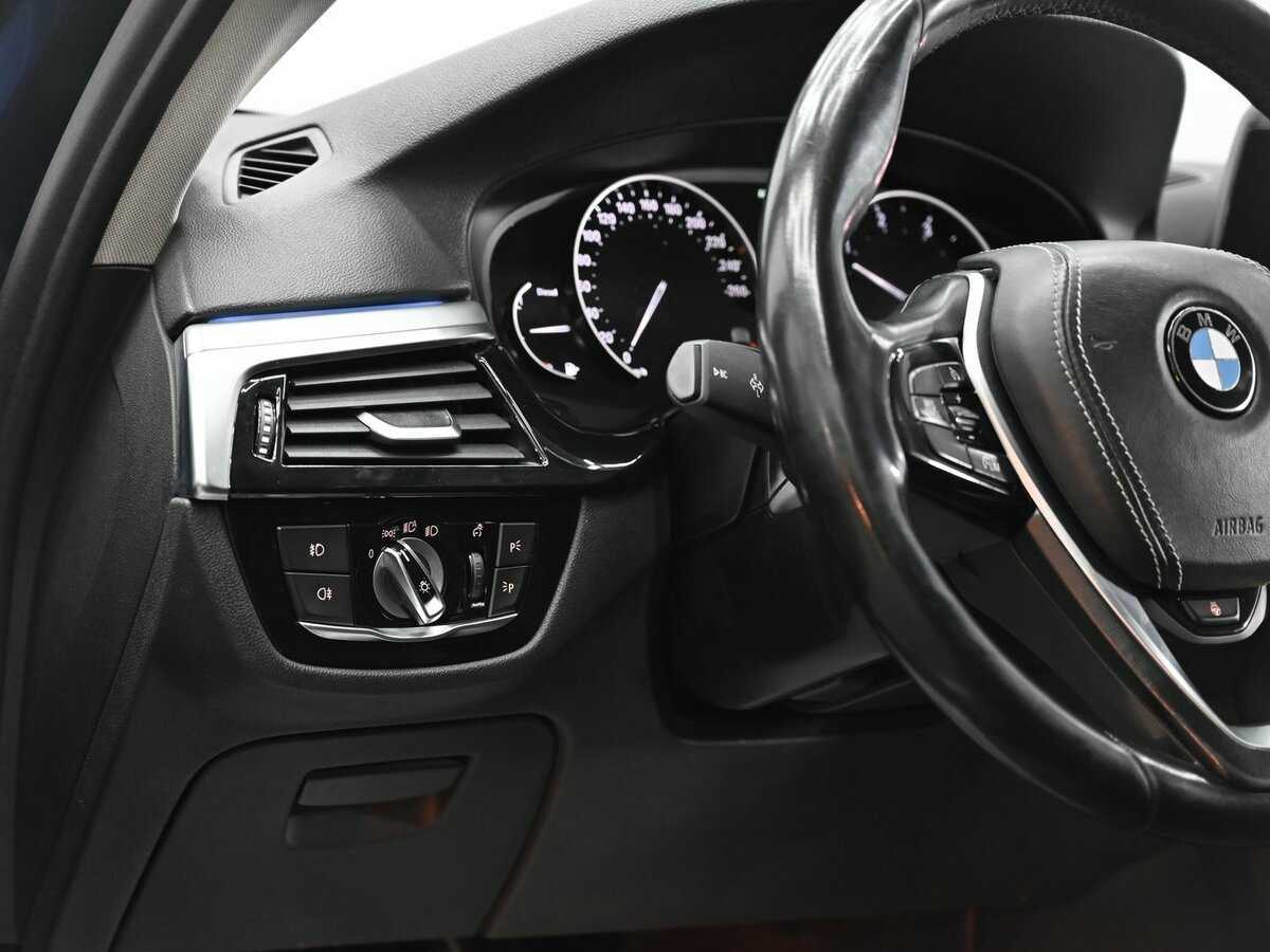 BMW 5 серии с пробегом — 2017 год. Фото: #8