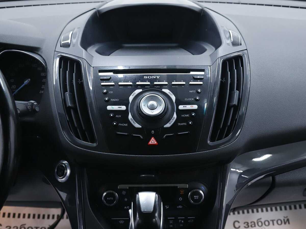 Ford Kuga с пробегом — 2015 год. Фото: #11