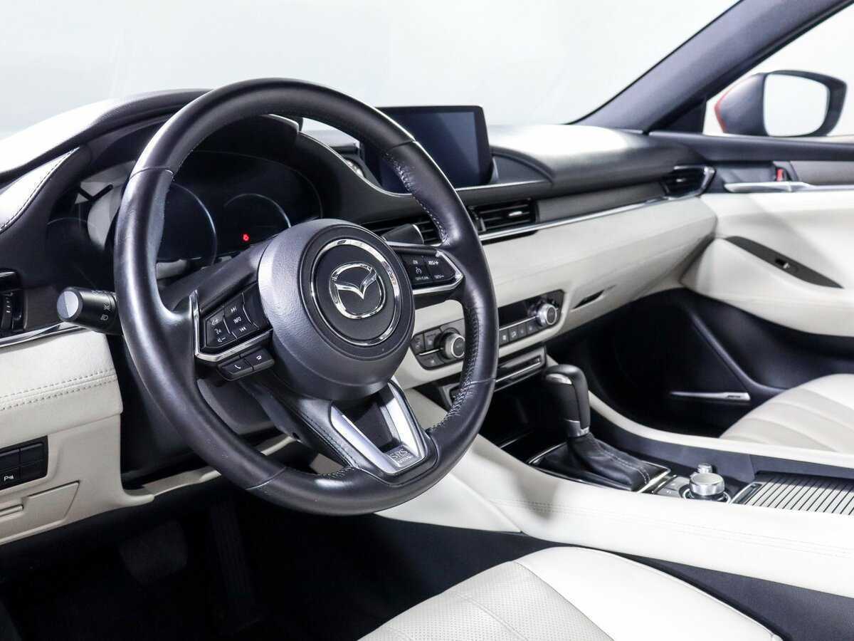 Mazda 6 с пробегом — 2019 год. Фото: #11