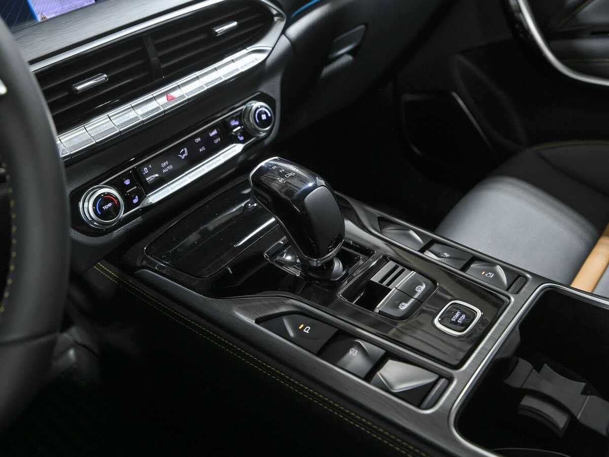 FAW Bestune T77 с пробегом — 2023 год. Фото: #13