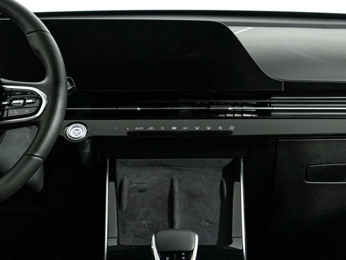 OMODA C5 с пробегом — 2023 год. Фото: #13