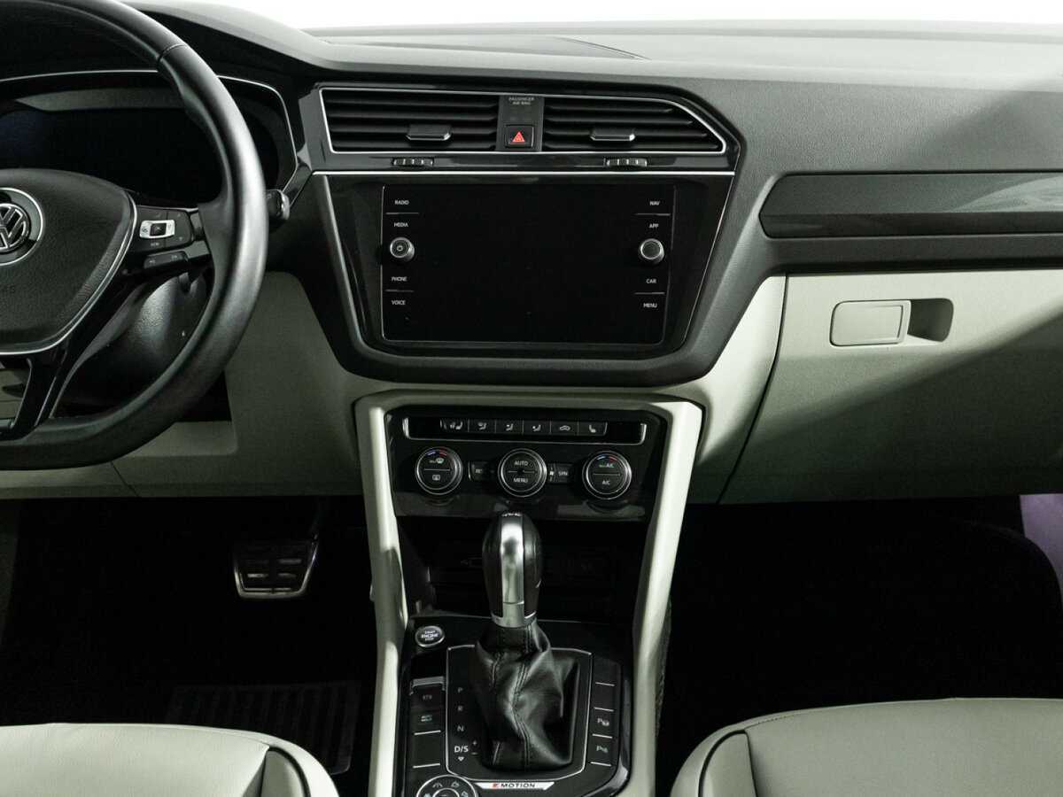 Volkswagen Tiguan с пробегом — 2018 год. Фото: #13