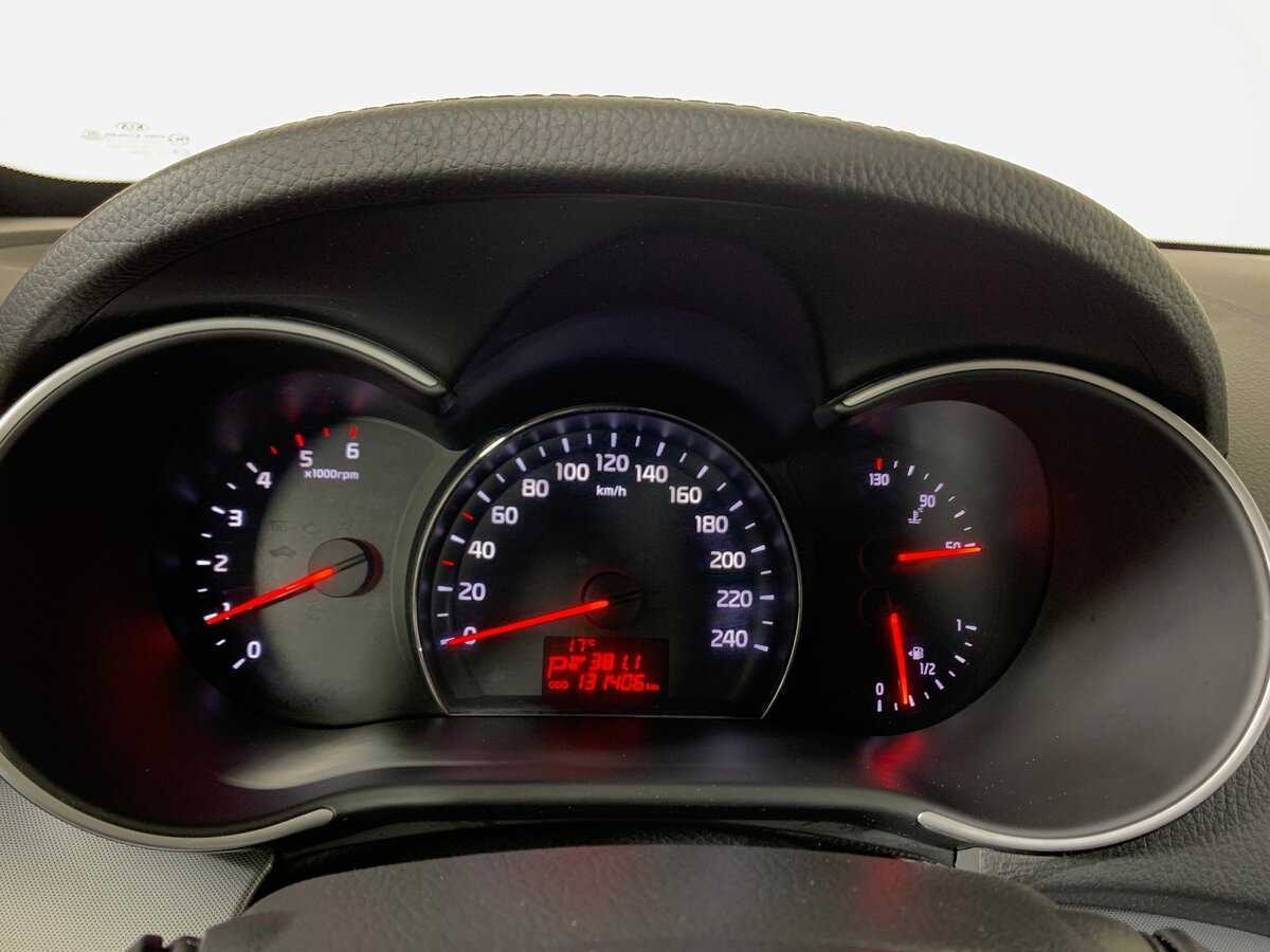 Kia Sorento с пробегом — 2014 год. Фото: #14