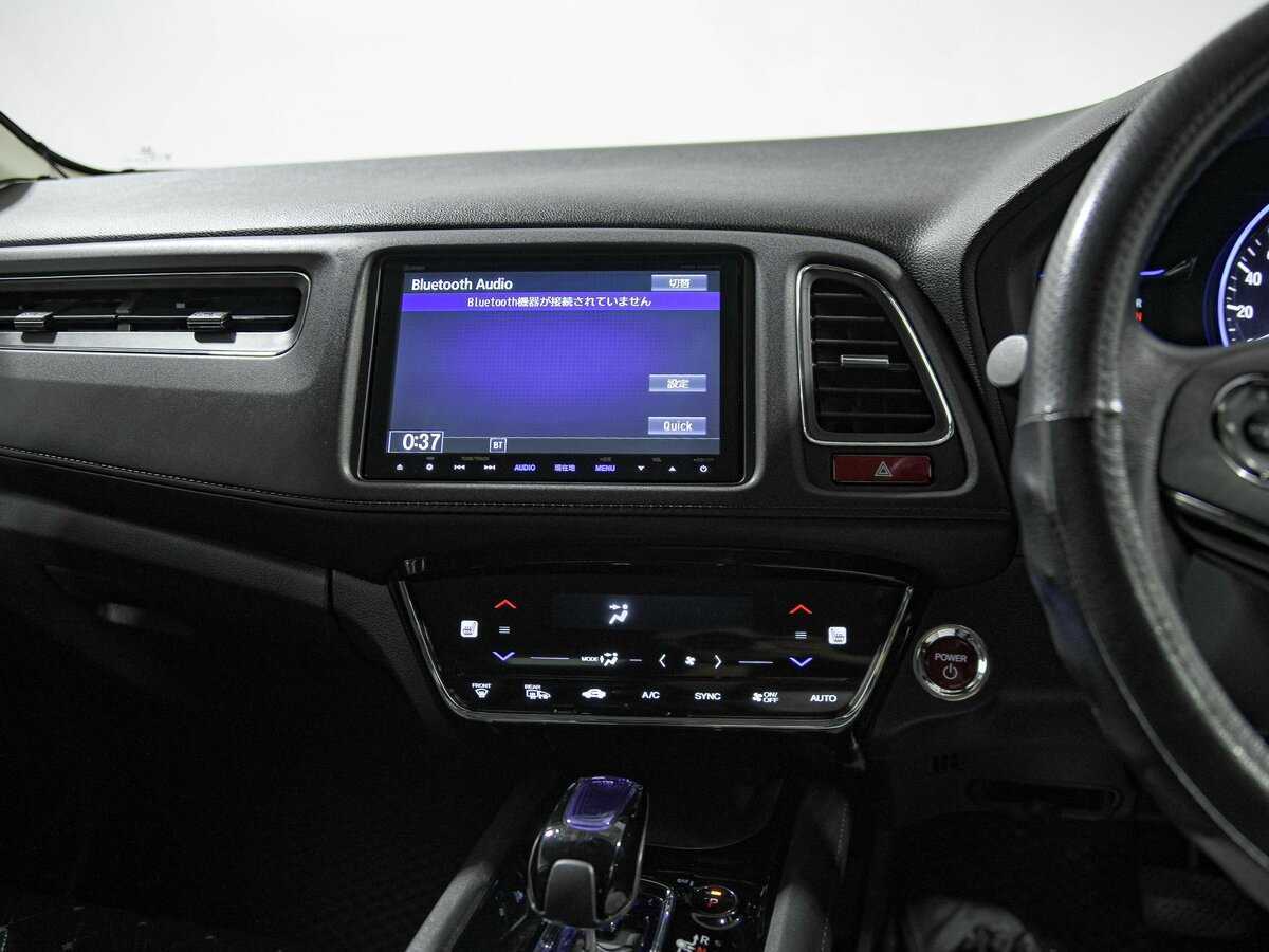 Honda Vezel с пробегом — 2014 год. Фото: #9