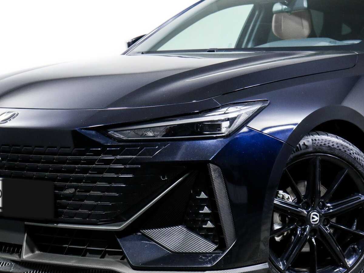 Changan UNI-V с пробегом — 2023 год. Фото: #13