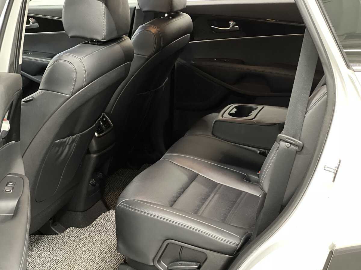 Kia Sorento с пробегом — 2018 год. Фото: #11