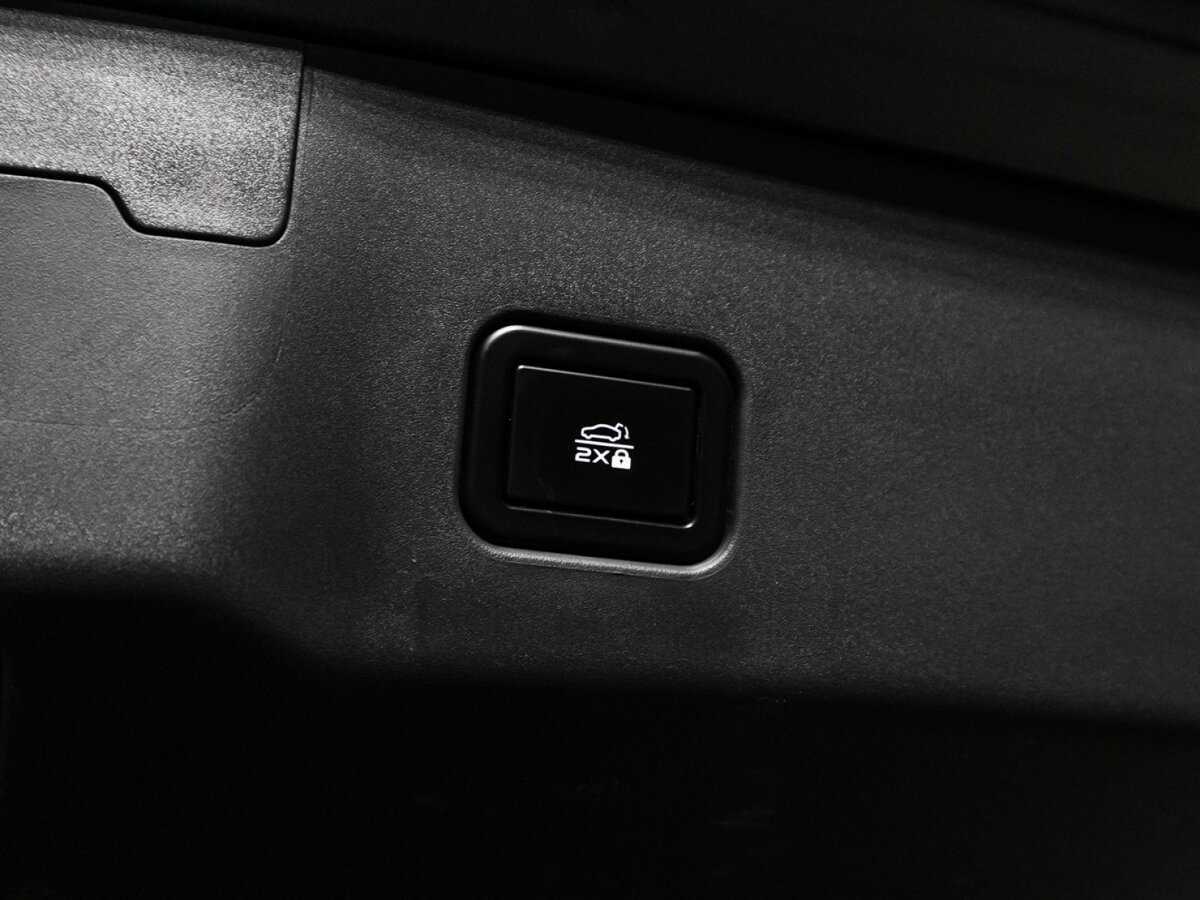 Changan UNI-V с пробегом — 2023 год. Фото: #15