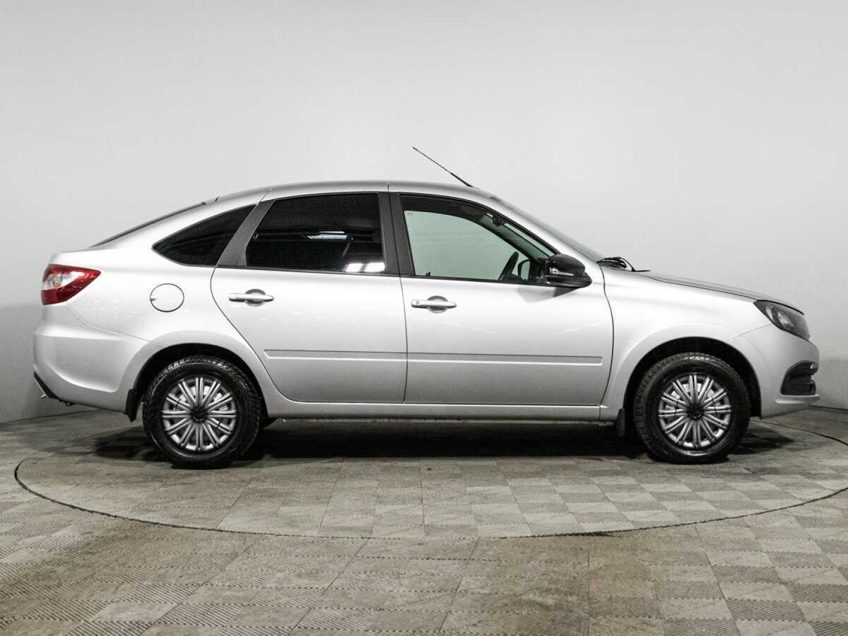 Lada (ВАЗ) Granta с пробегом — 2024 год. Фото: #3