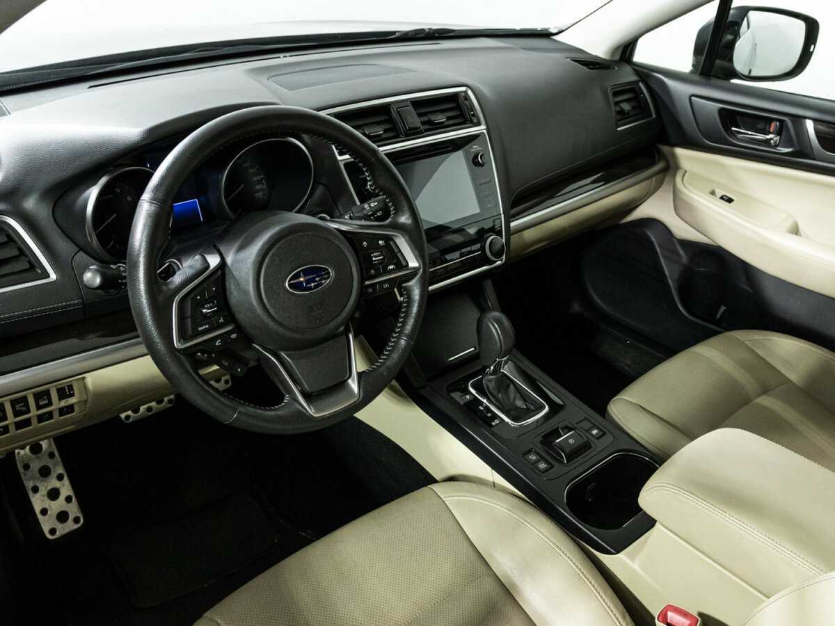 Subaru Outback с пробегом — 2018 год. Фото: #10