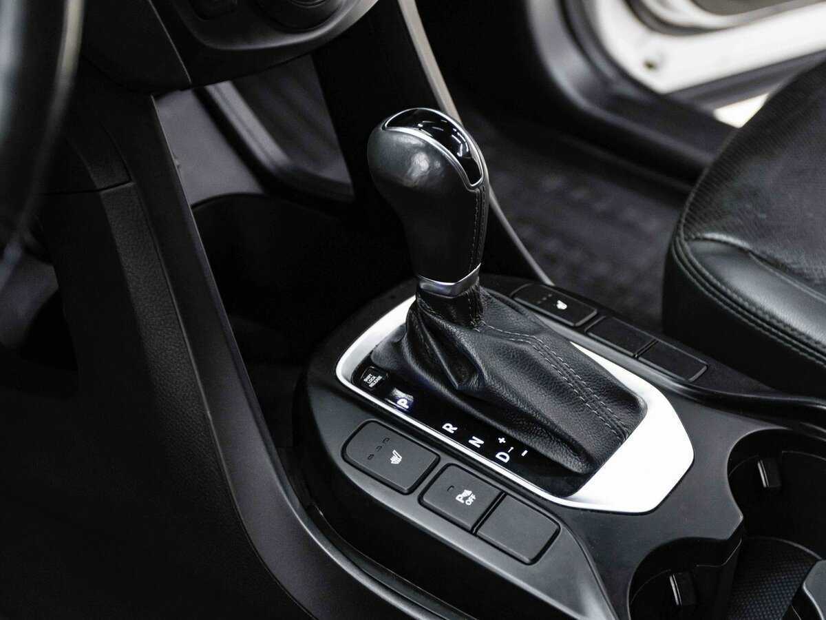 Hyundai Santa Fe с пробегом — 2018 год. Фото: #13