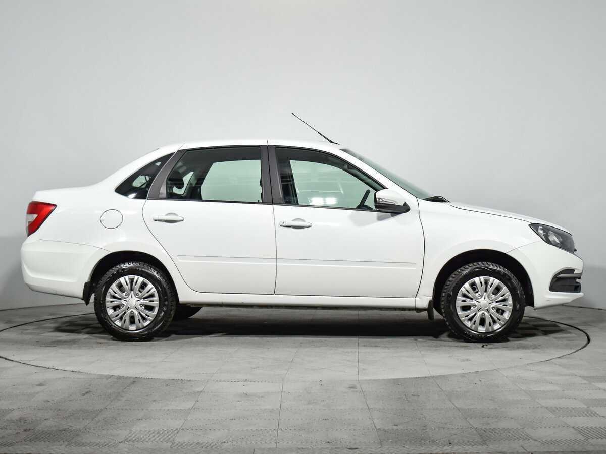 Lada (ВАЗ) Granta с пробегом — 2024 год. Фото: #3