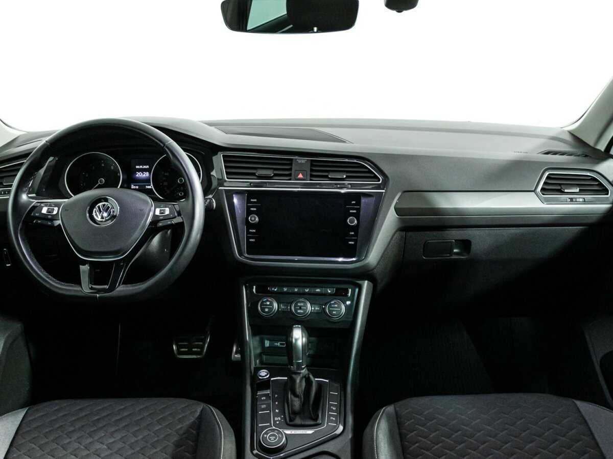 Volkswagen Tiguan с пробегом — 2018 год. Фото: #12