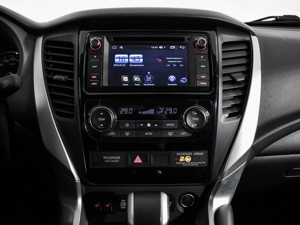 Mitsubishi Pajero Sport с пробегом — 2018 год. Фото: #16