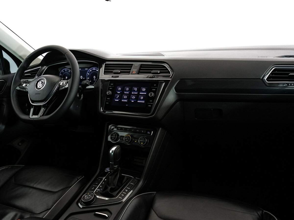 Volkswagen Tiguan с пробегом — 2017 год. Фото: #8
