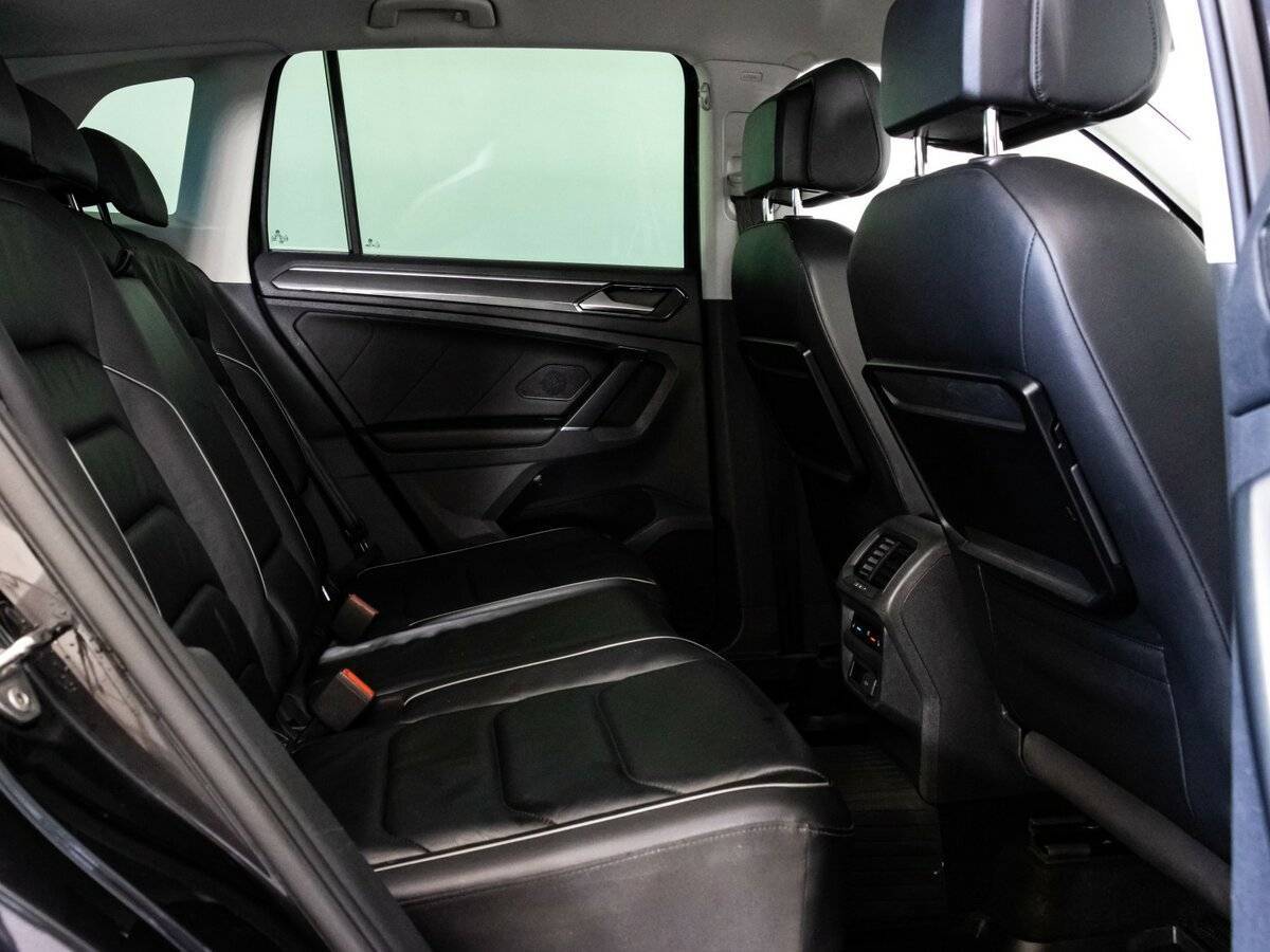 Volkswagen Tiguan с пробегом — 2017 год. Фото: #18