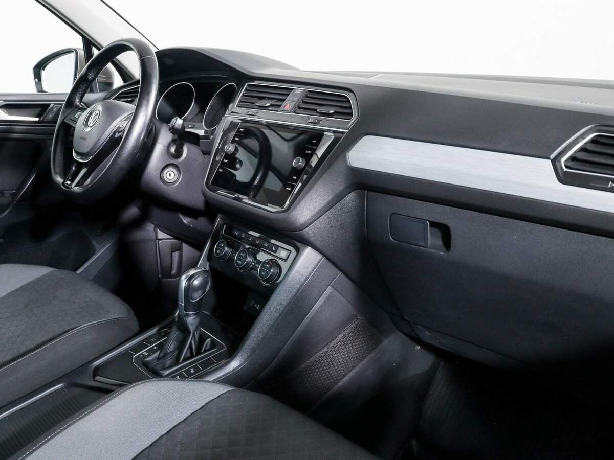 Volkswagen Tiguan с пробегом — 2017 год. Фото: #5