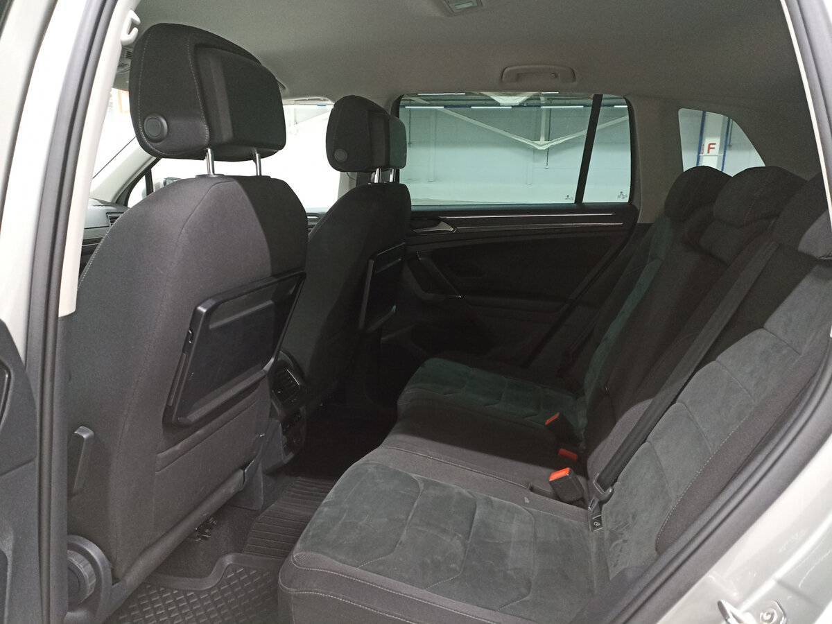 Volkswagen Tiguan с пробегом — 2017 год. Фото: #11