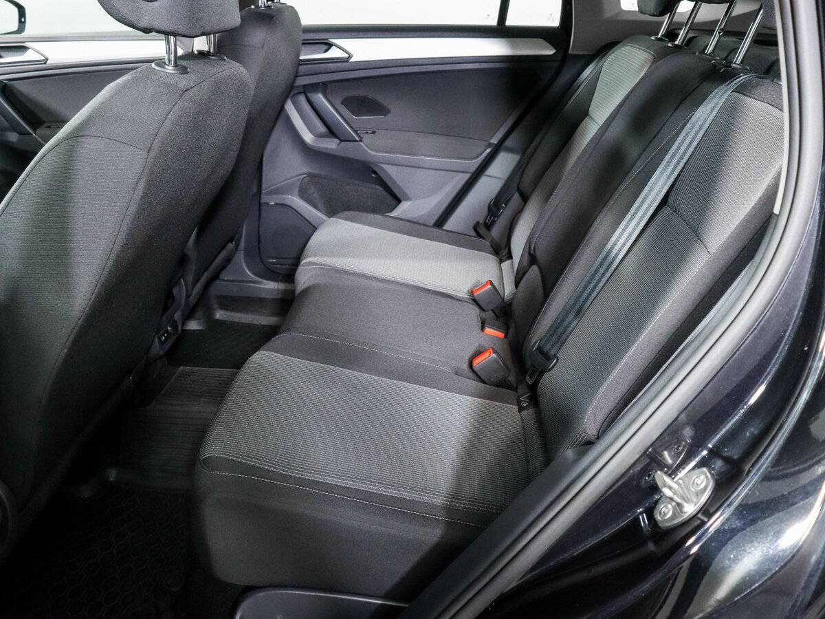 Volkswagen Tiguan с пробегом — 2021 год. Фото: #9