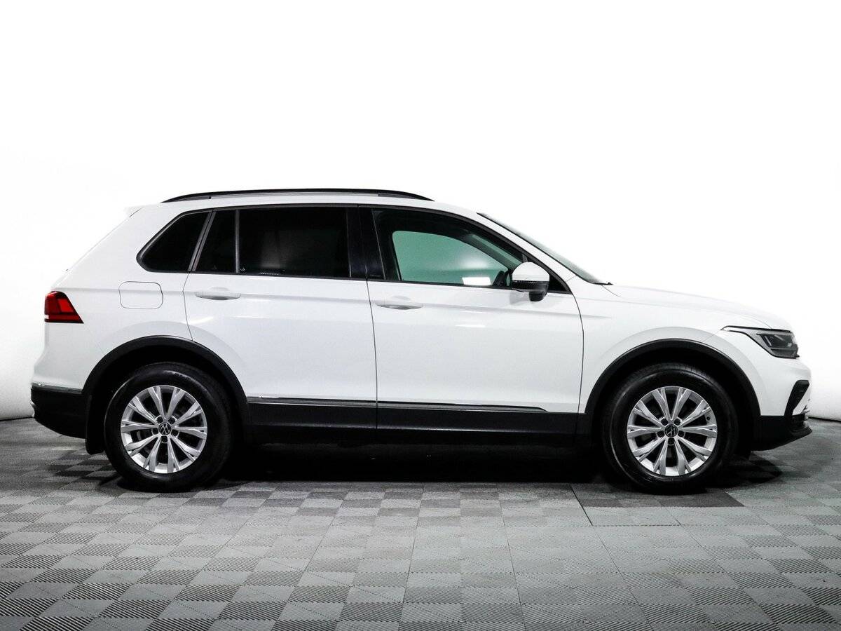 Volkswagen Tiguan с пробегом — 2021 год. Фото: #3
