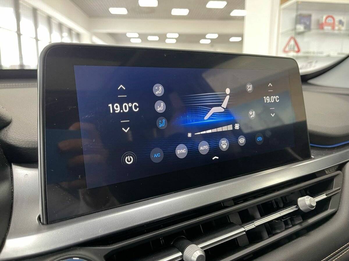 Chery Tiggo 8 с пробегом — 2023 год. Фото: #14