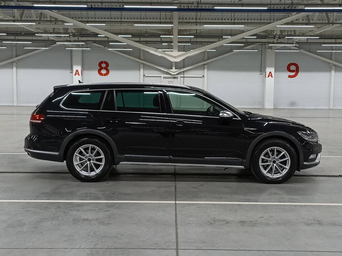 Volkswagen Passat с пробегом — 2018 год. Фото: #3