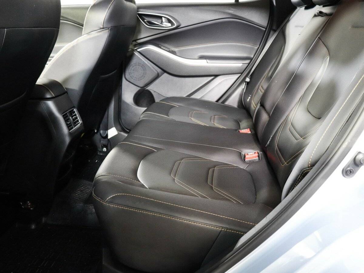 Москвич 3 с пробегом — 2023 год. Фото: #4