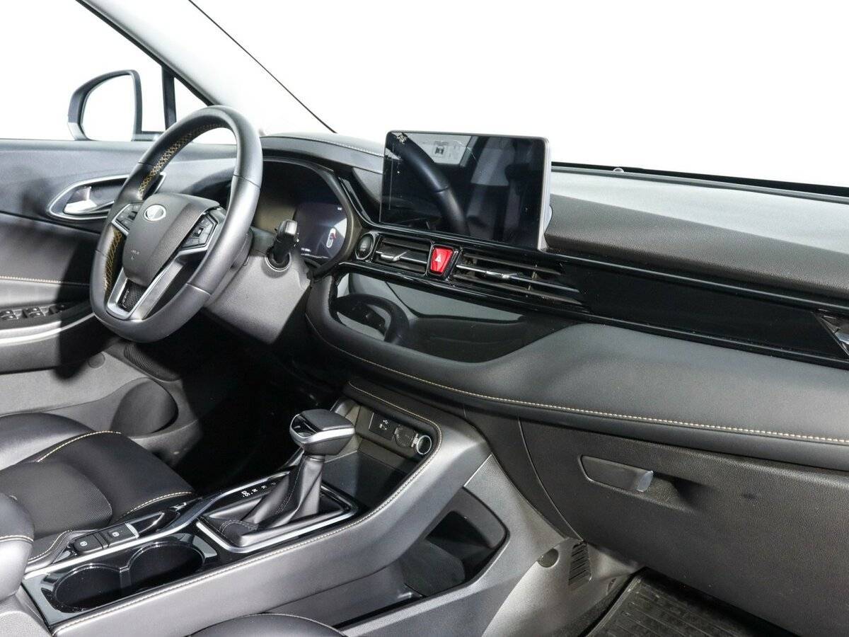 Москвич 3 с пробегом — 2023 год. Фото: #8