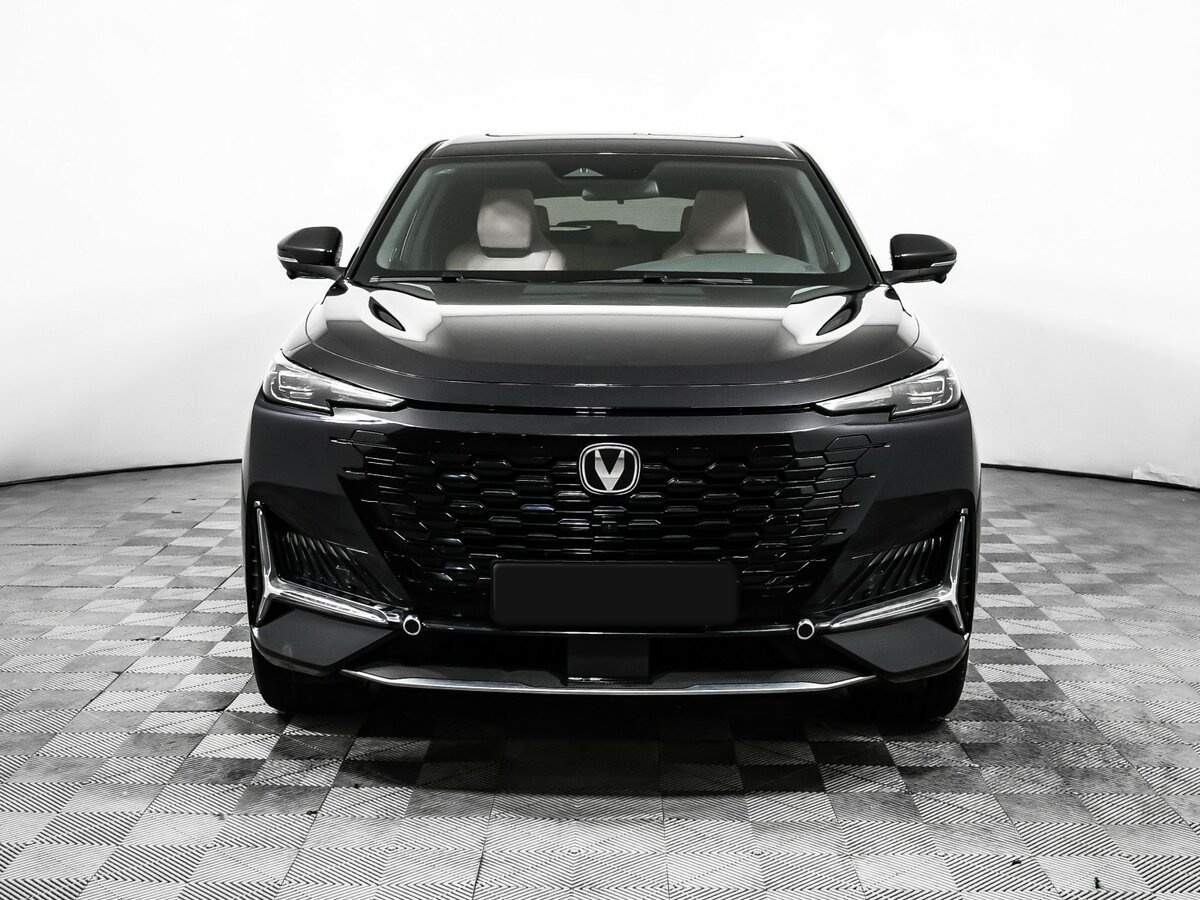 Changan UNI-K с пробегом — 2023 год. Фото: #1