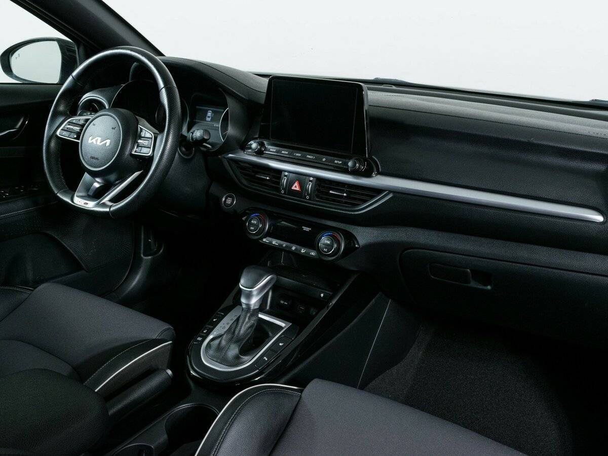 Kia Cerato с пробегом — 2021 год. Фото: #7