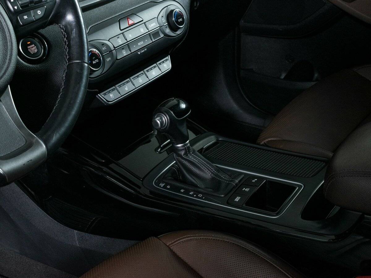 Kia Sorento с пробегом — 2017 год. Фото: #16