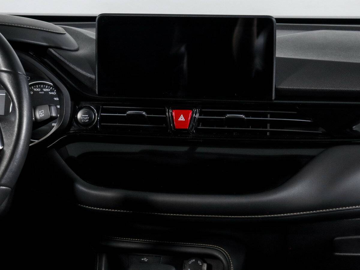 Москвич 3 с пробегом — 2023 год. Фото: #8