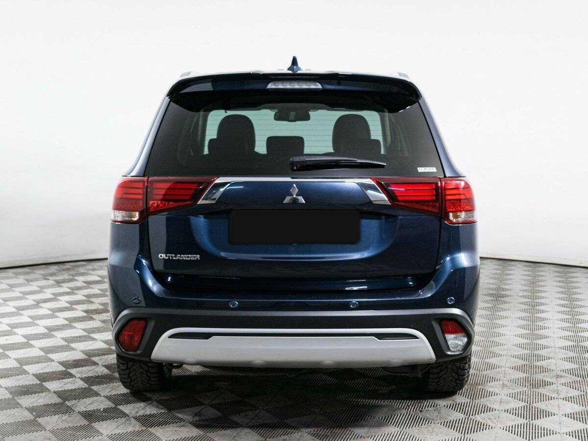 Mitsubishi Outlander с пробегом — 2020 год. Фото: #5