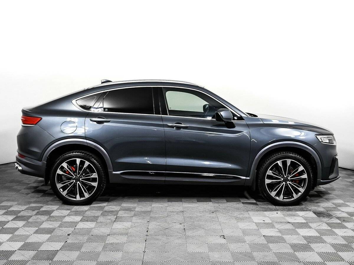 Geely Tugella с пробегом — 2022 год. Фото: #3