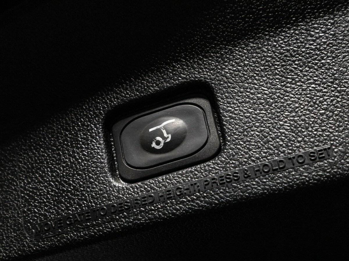 Ford Explorer с пробегом — 2017 год. Фото: #23