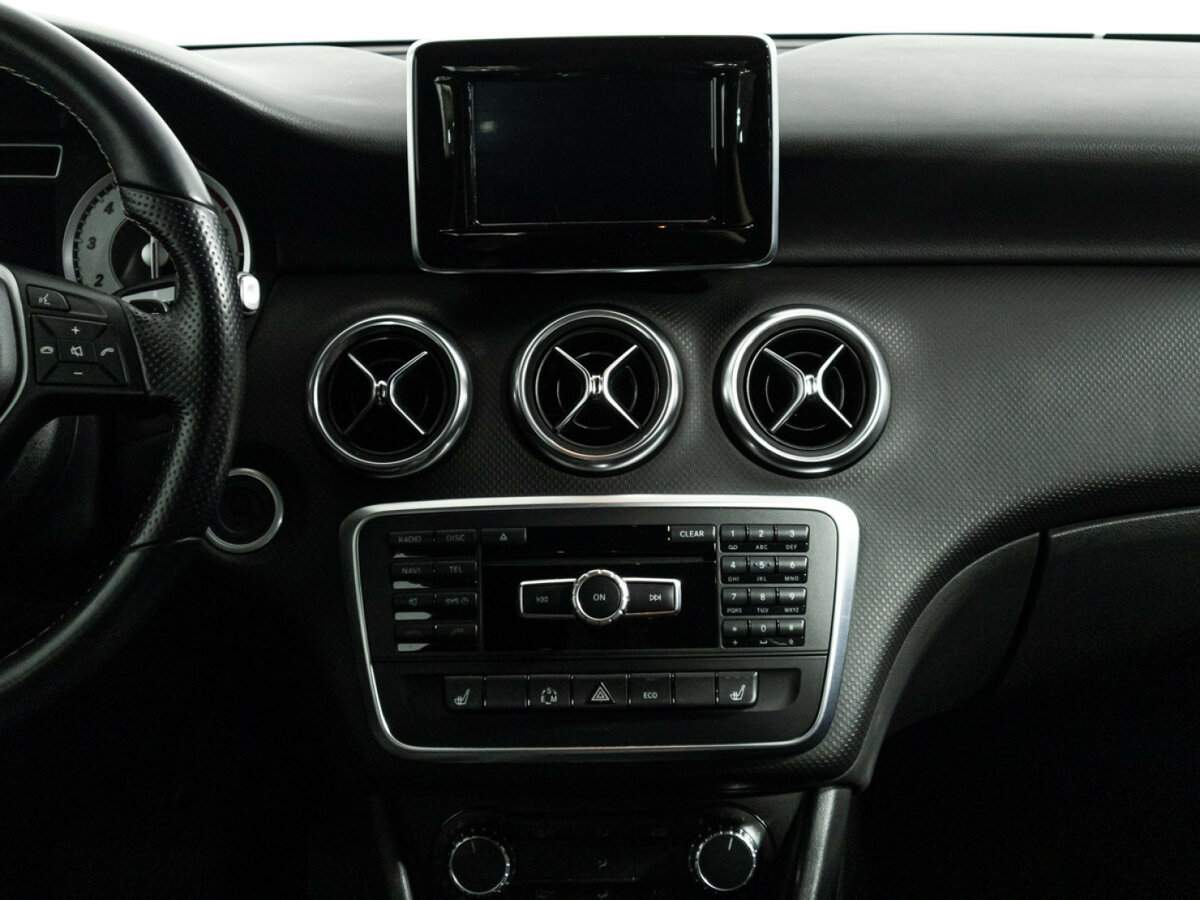 Mercedes-Benz A-Класс с пробегом — 2013 год. Фото: #13