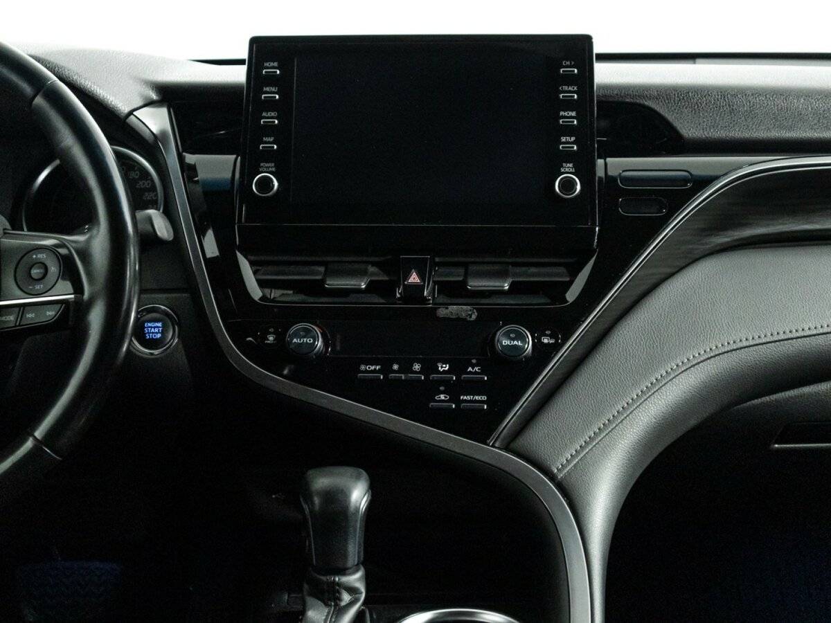 Toyota Camry с пробегом — 2021 год. Фото: #13