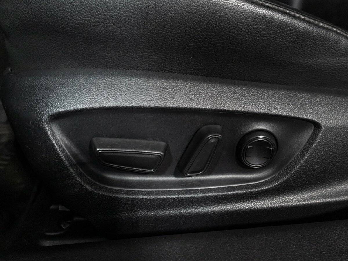 Toyota Camry с пробегом — 2021 год. Фото: #16