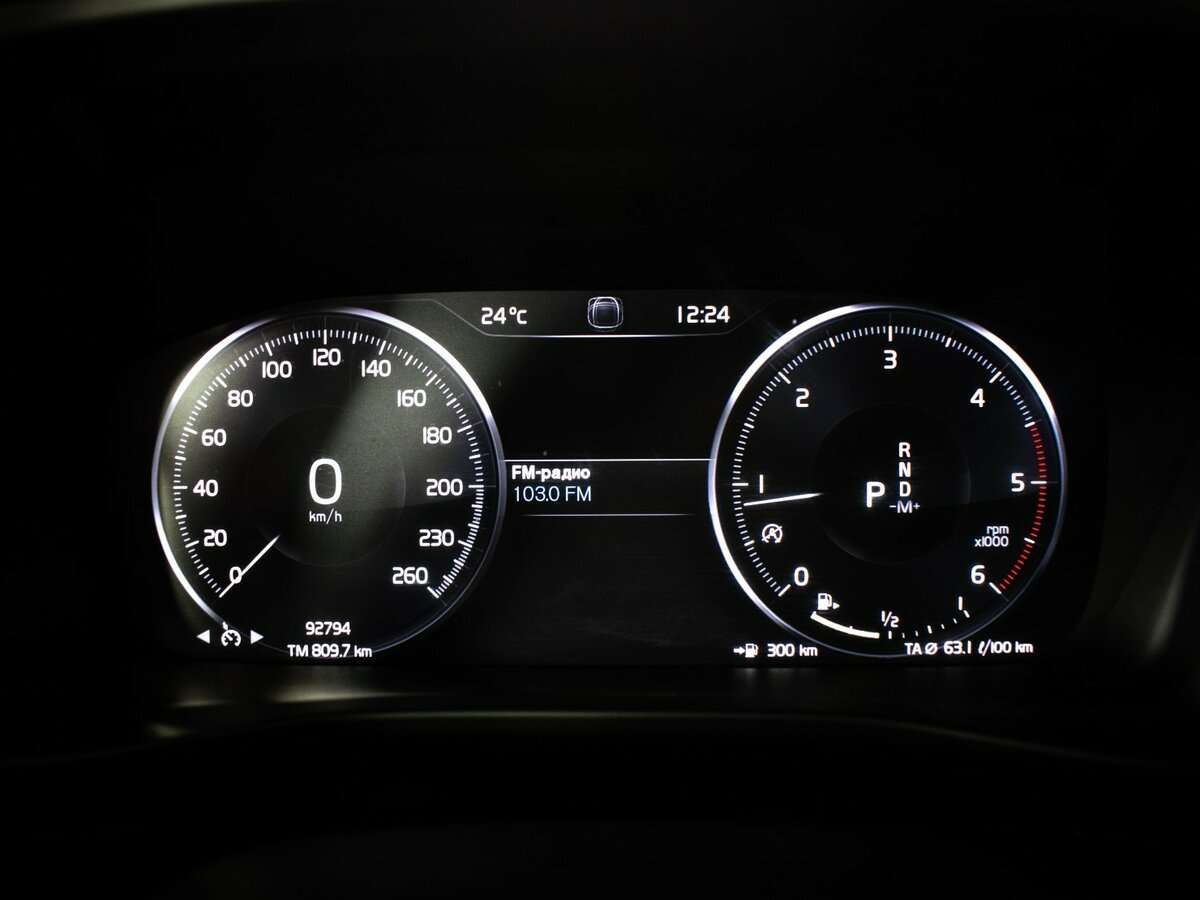 Volvo XC40 с пробегом — 2020 год. Фото: #8