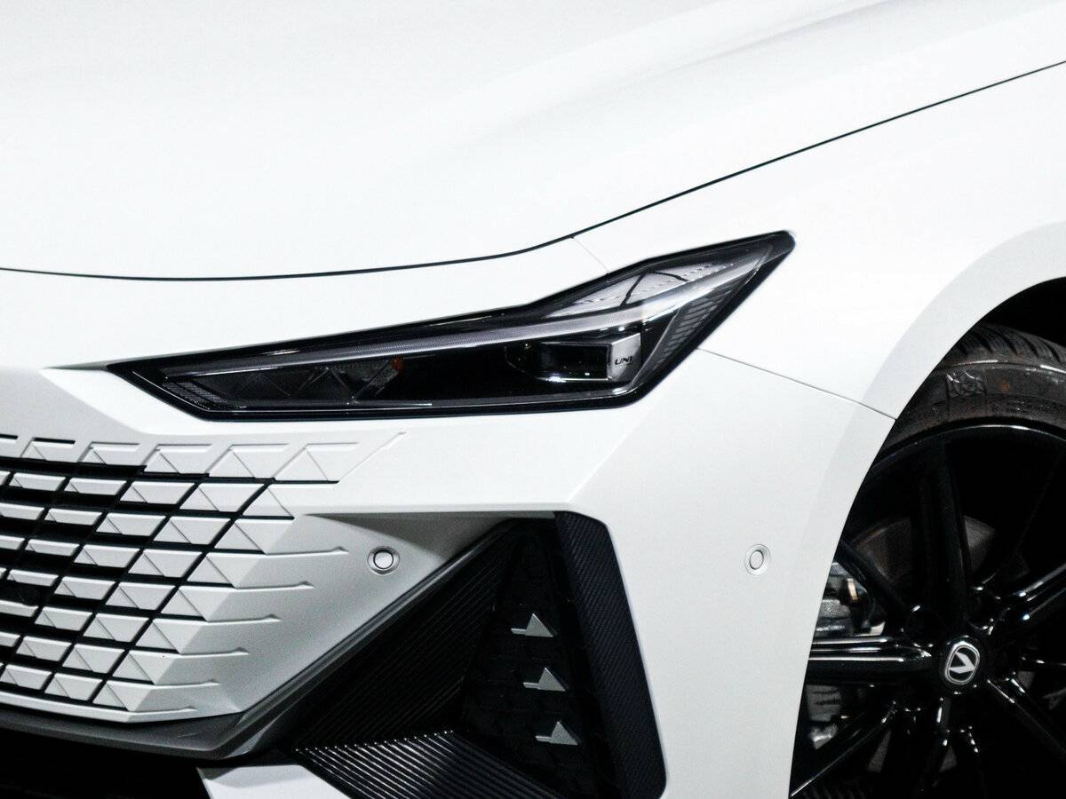 Changan UNI-V с пробегом — 2023 год. Фото: #15