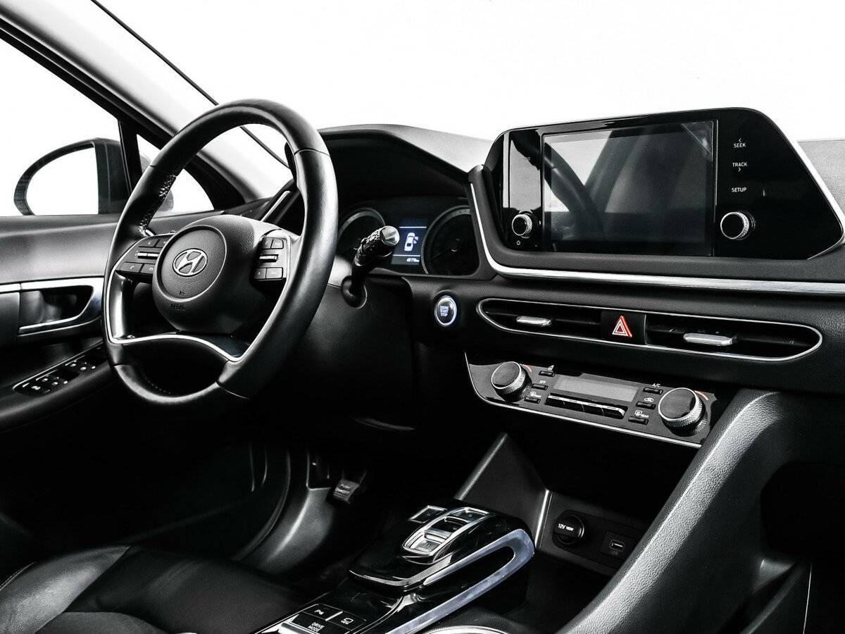 Hyundai Sonata с пробегом — 2020 год. Фото: #8