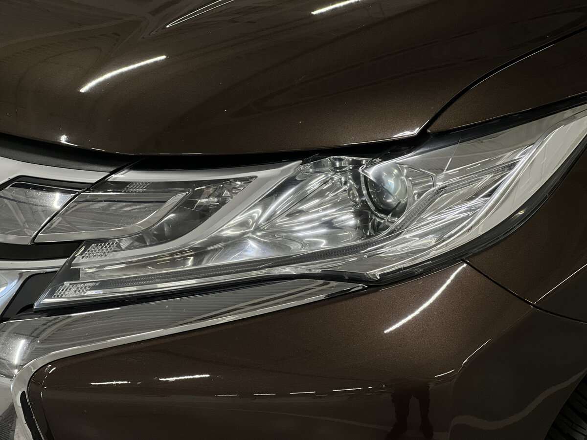 Mitsubishi Pajero Sport с пробегом — 2018 год. Фото: #15